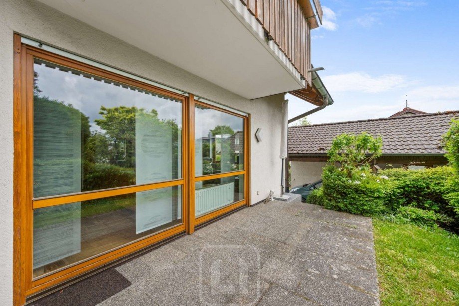 Gro�z�gig und gesch�tzt Doppelhaush�lfte Althengstett