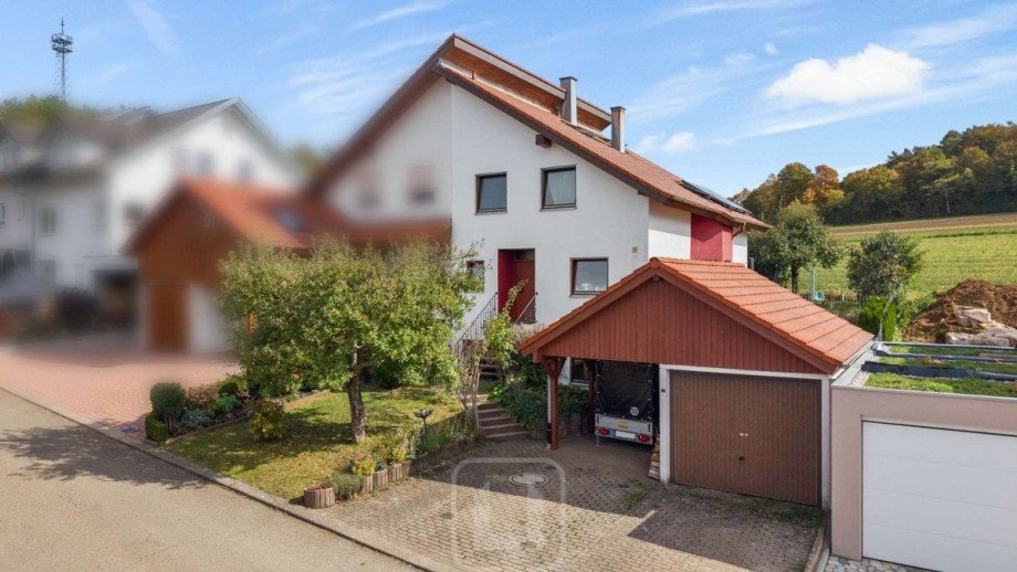 Charmante Doppelhaush�lfte Doppelhaush�lfte Althengstett