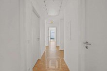 Flur zu den Schlafzimmern Gro�z�giges Wohnen �ber den D�chern von Degerloch | 175 qm Wohnfl�che | 5 Zimmer | 2 Dachterrassen