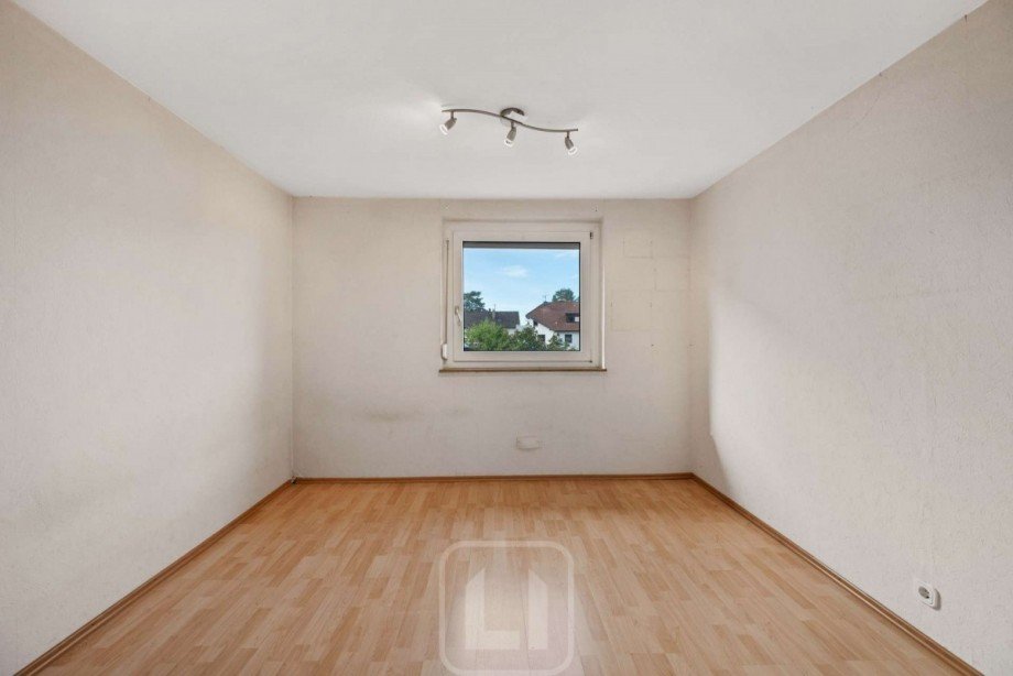 OG | Helles Schlafzimmer Einfamilienhaus Sindelfingen