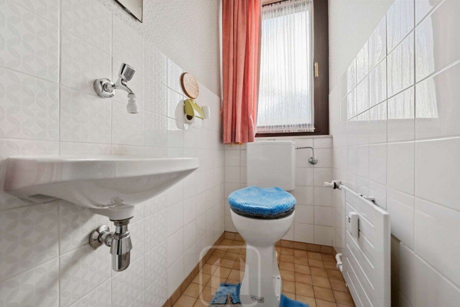 1. OG | Separates WC Mehrfamilienhaus Bad Wildbad