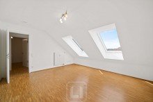 Schlafzimmer 1 (Ansicht 2) Gro�z�giges Wohnen �ber den D�chern von Degerloch | 175 qm Wohnfl�che | 5 Zimmer | 2 Dachterrassen