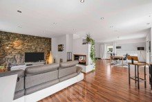 Angenehme Raumproportionen Wohnen mit WOW-Effekt: Exklusives KfW-60-Einfamilienhaus mit Gartenidylle, Glaskamin & W�rmepumpe
