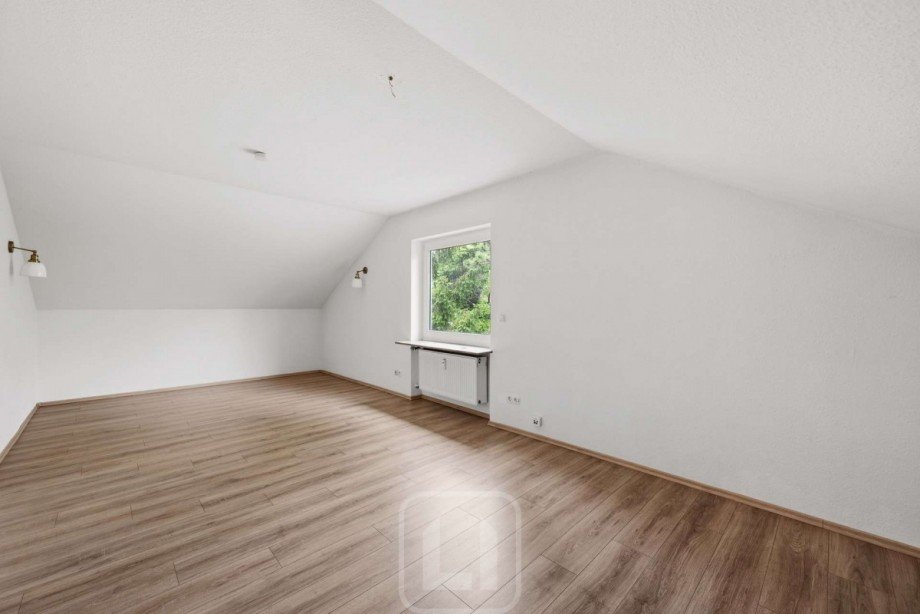 Genug Platz f�r Ihre Ideen Zweifamilienhaus Calw