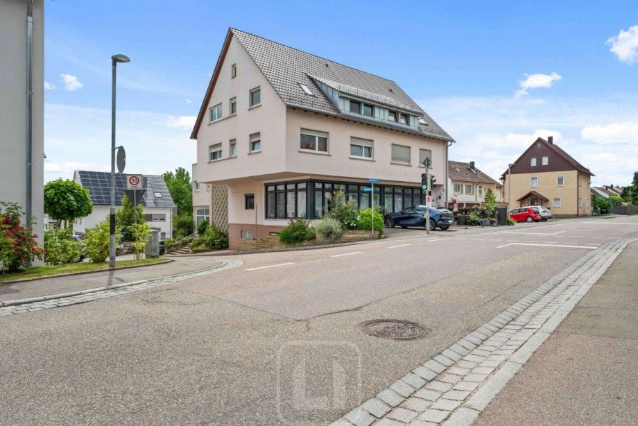 Nordostansicht Dachgeschosswohnung Ditzingen-Hirschlanden