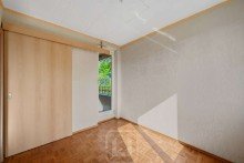 Zugang auf den Balkon Eindrucksvolles Wohnensemble | Hochwertige 5-Zimmer-Wohnung | EBK & Lift | Balkon | Garage