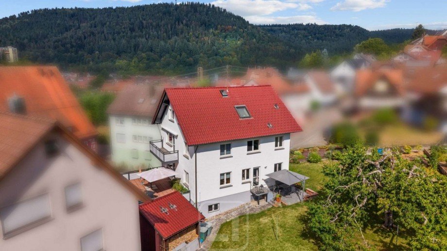 S�dostansicht Zweifamilienhaus Wildbad