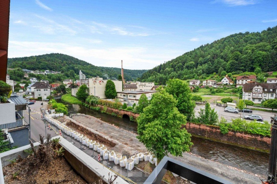 Au�enansicht Dachgeschosswohnung Neuenb�rg