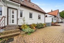 Hauseingang DHH mit Fernblick | Gartenidylle | Raum f�r Ihre Lebensvision & Gestaltungsspielraum