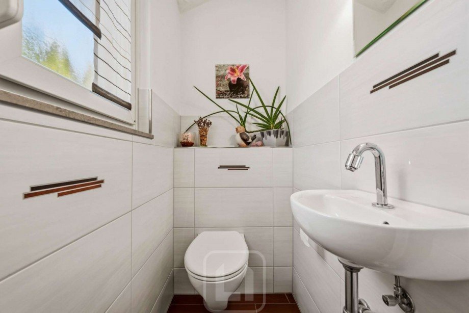 G�ste-WC Zweifamilienhaus Wildbad