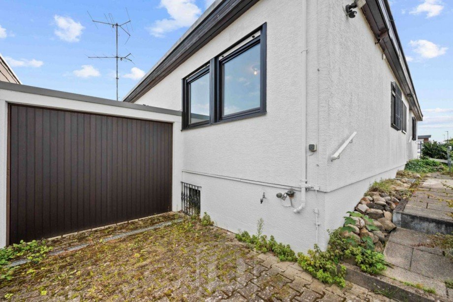 Zufahrt Garage Einfamilienhaus Vaihingen an der Enz