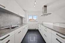 Zeitloses Design Gro�z�giges Wohnen �ber den D�chern von Degerloch | 175 qm Wohnfl�che | 5 Zimmer | 2 Dachterrassen