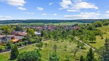 Aussicht �ber Simmozheim Exklusives Wohnensemble in traumhafter Feldrandlage | Einliegerwohnung & Naturpanorama inklusive