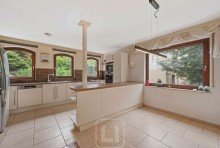 K�che mit Einbauk�che Exklusives Wohnensemble in traumhafter Feldrandlage | Einliegerwohnung & Naturpanorama inklusive