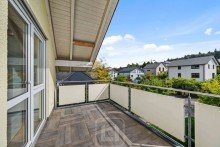 Herrlicher Ausblick Lichtdurchflutete Maisonette-Whg. mit 115 m� Wohnfl�che + 42 m� im DG | S�dbalkon | Garage